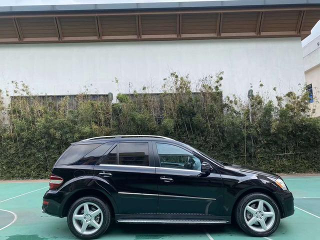 ml550奔驰最新报价豪华,ML550奔驰最新报价豪华——科技巨献,驾驭未来的豪华之旅