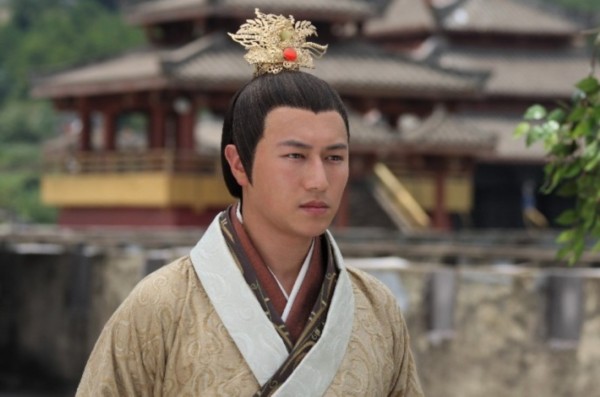 演刘邦的演员,演刘邦的演员,舞台上的英雄,生活中的温暖守护者