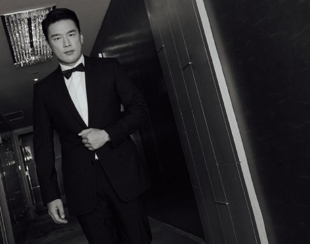 大陆男演员40岁以上,大陆男演员40岁以上，如何提升演技与拓展事业——详细步骤指南