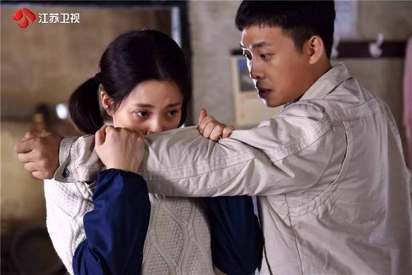 鸡毛飞上天演员,鸡毛飞上天演员,变化中的自信与成就感的力量