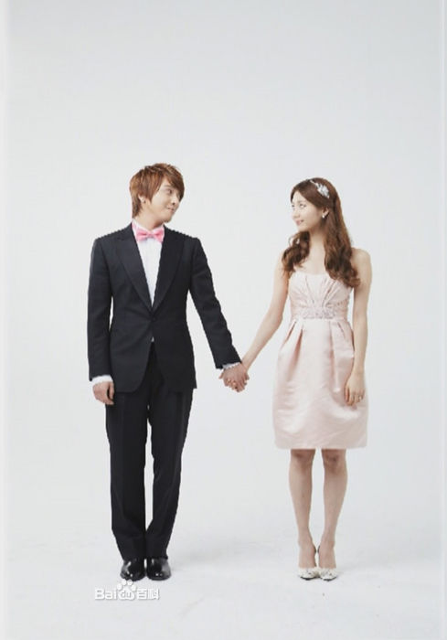 朴世荣张佑荣最新消息,朴世荣与张佑荣,星光闪耀的最新动态