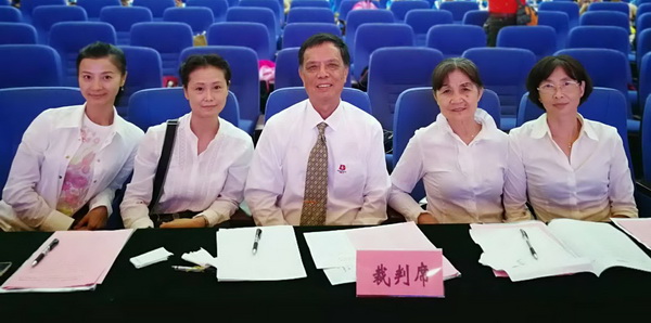 最新筷子操,最新筷子操，爱的传递与温馨的日常